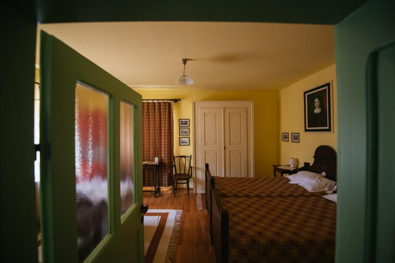 Voeroes Guest House Тыргу-Секуеск Экстерьер фото