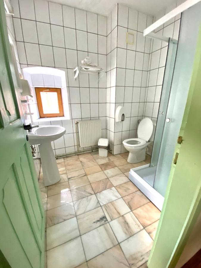 Voeroes Guest House Тыргу-Секуеск Экстерьер фото