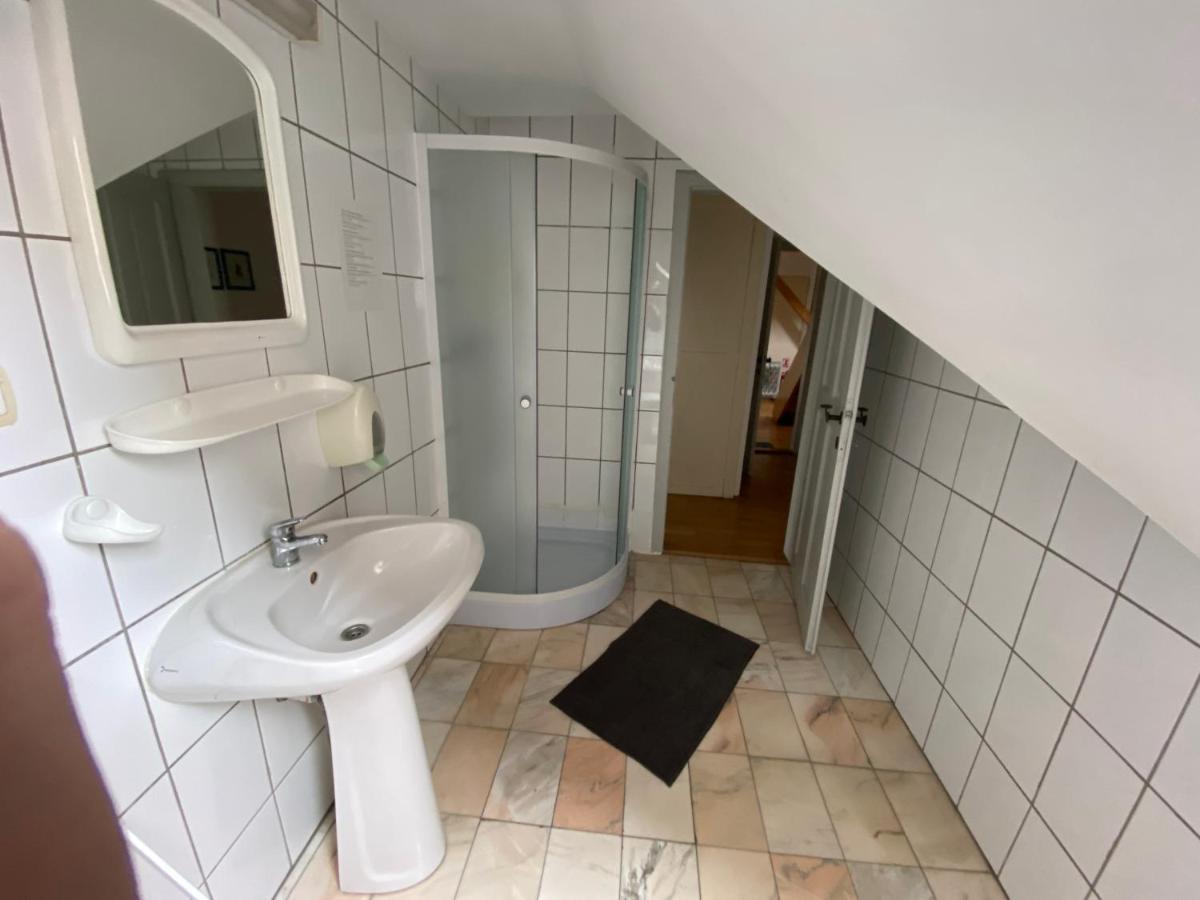 Voeroes Guest House Тыргу-Секуеск Экстерьер фото
